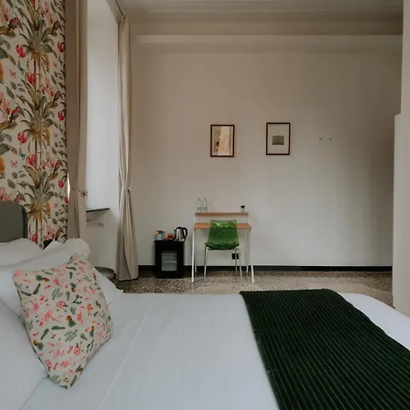 Dimora Soprana - Confortevole Pensión Génova