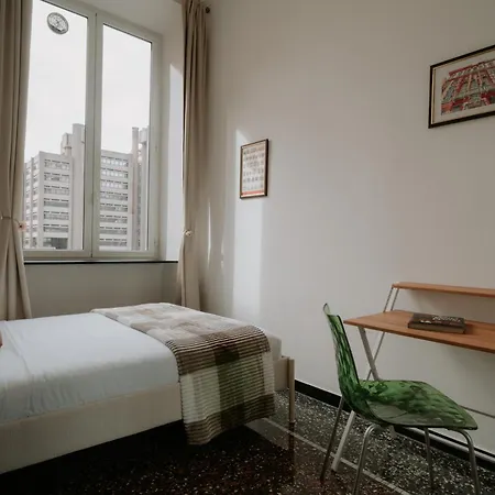 Dimora Soprana - Confortevole 4* Γένοβα