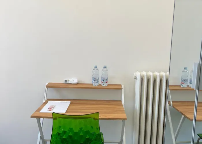 Dimora Soprana - Confortevole 4* Genova