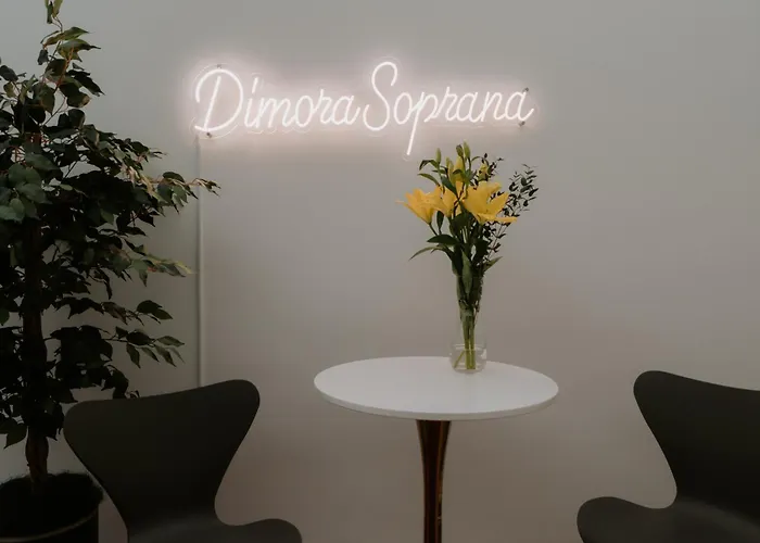Dimora Soprana - Confortevole 招待所