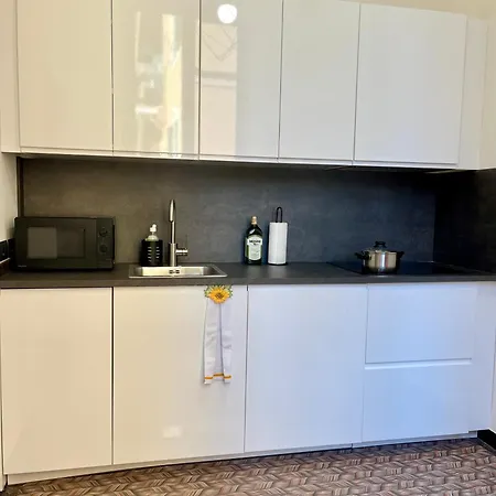 Pensionat Dimora Soprana - Confortevole 4*